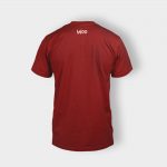 A red t-shirt with the word " vero " written on it.